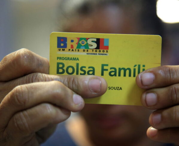 Famílias recebem aviso importante sobre os pagamentos do Bolsa Família