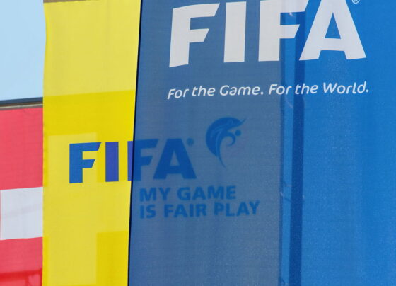 Fifa suspende federações de futebol e proíbe seleções