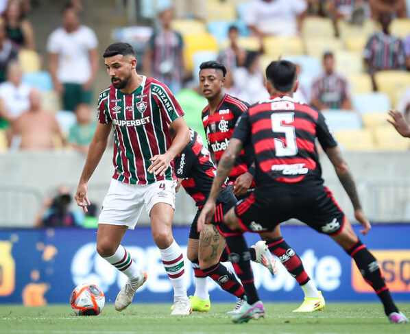 Primeiro Fla-Flu de 2025 termina em empate sem gols no Maracanã