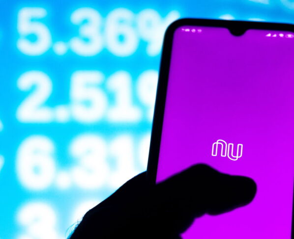 Nubank pode ter que trocar de nome, entenda